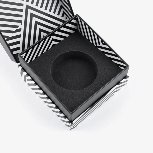 Custom Luxury Candle Boxes