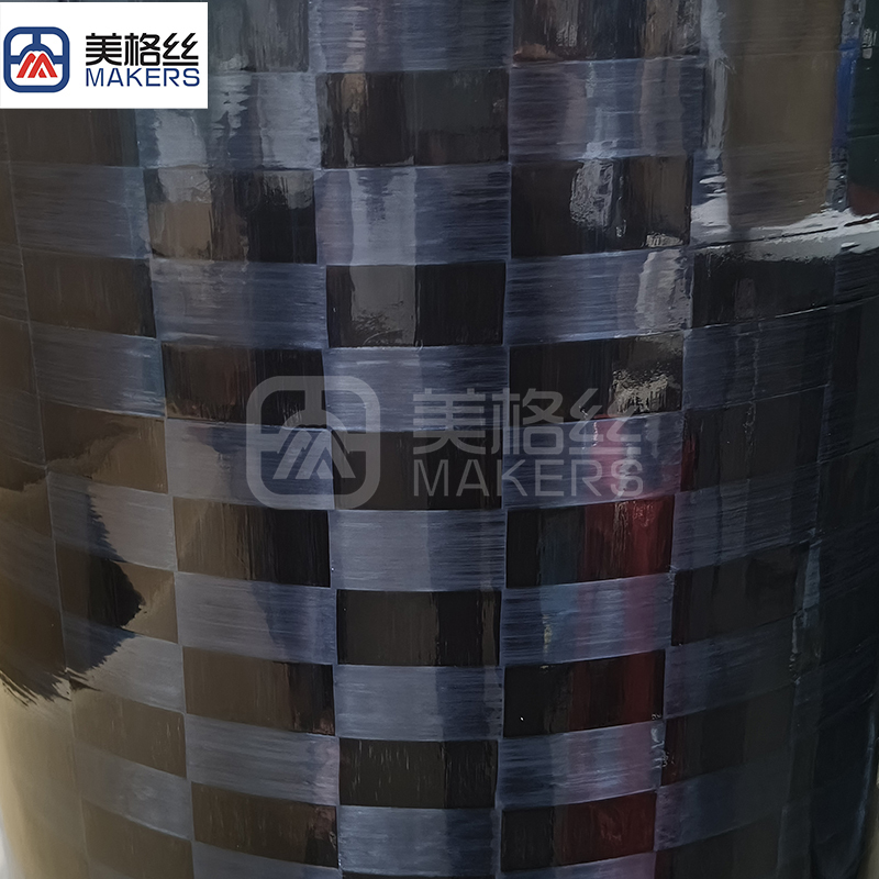 24K东丽纱T700S 165克，40×20mm，长方形展宽预浸布