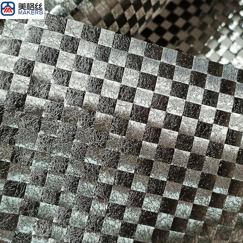 12K 200克 中复纱 T700 8x8 定型 展宽碳纤维布