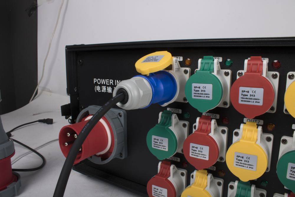 SHEHDS 7U Flight Case Power Supply Distribution Box 16A Waterproof Plug 12Channel