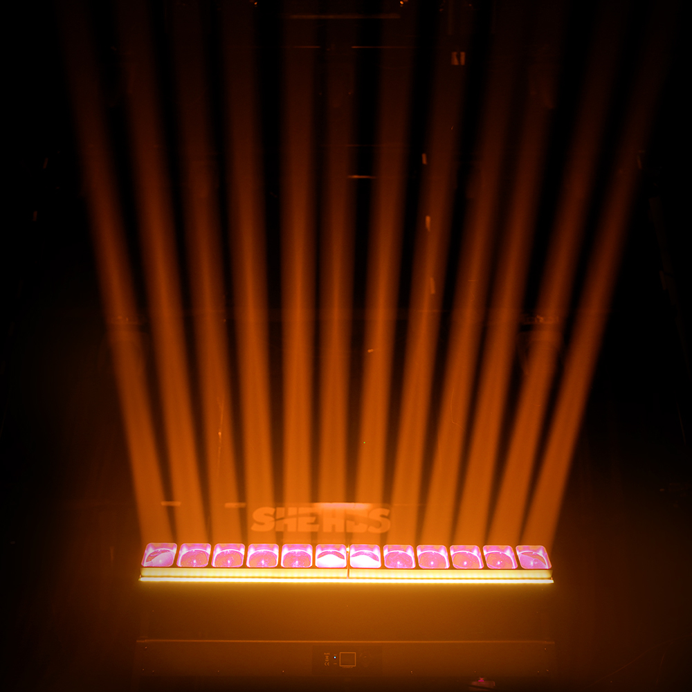 SHEHDS LED 12x40W RGBW Zoom Beam  Moving Head Lighting For Dj Party