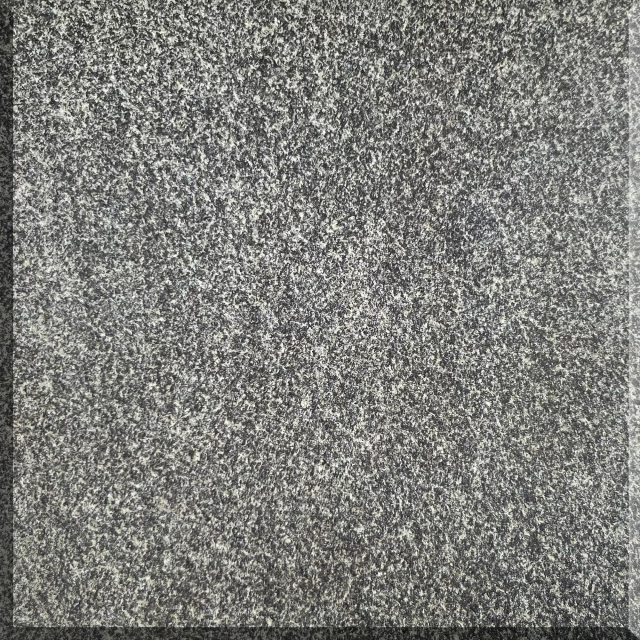 Сжечь текстуру поверхности огнем