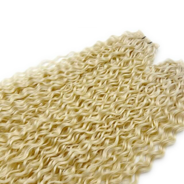 Genius Weft --- Curly