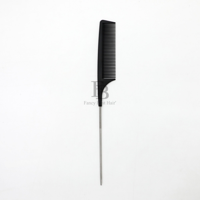Tail Comb