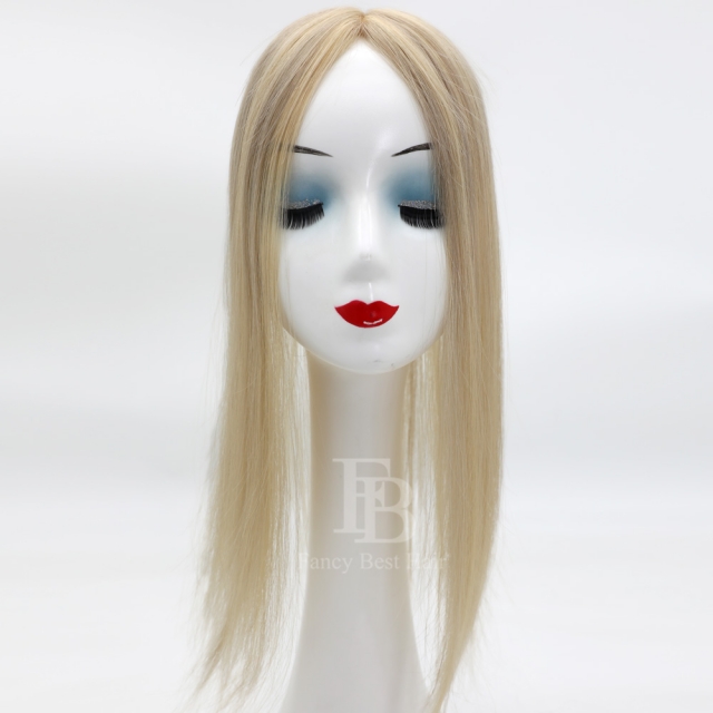 #P14/22 - Lace Topper