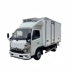 8. Foton M Card 135-horsepower pure electric refrigerated truck 3.8-meter box-type refrigerated truck