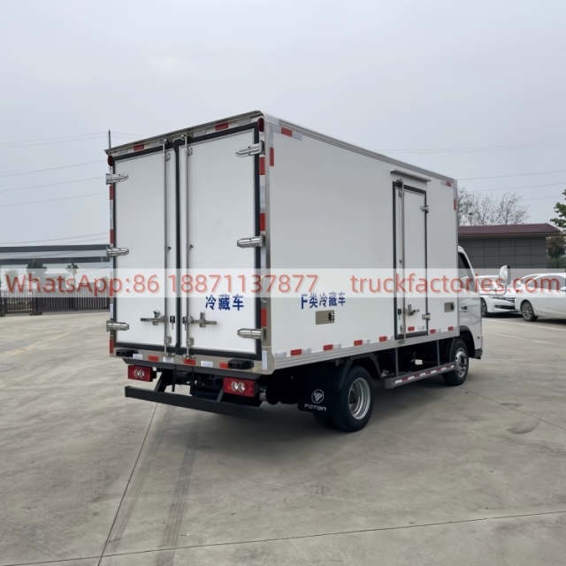 8. Foton M Card 135-horsepower pure electric refrigerated truck 3.8-meter box-type refrigerated truck