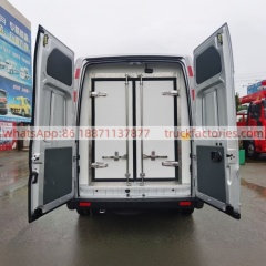 4. Dongfeng Yufeng V9 long-axis high-roof van refrigerated truck is equipped with the Nissan Renault M9T engine