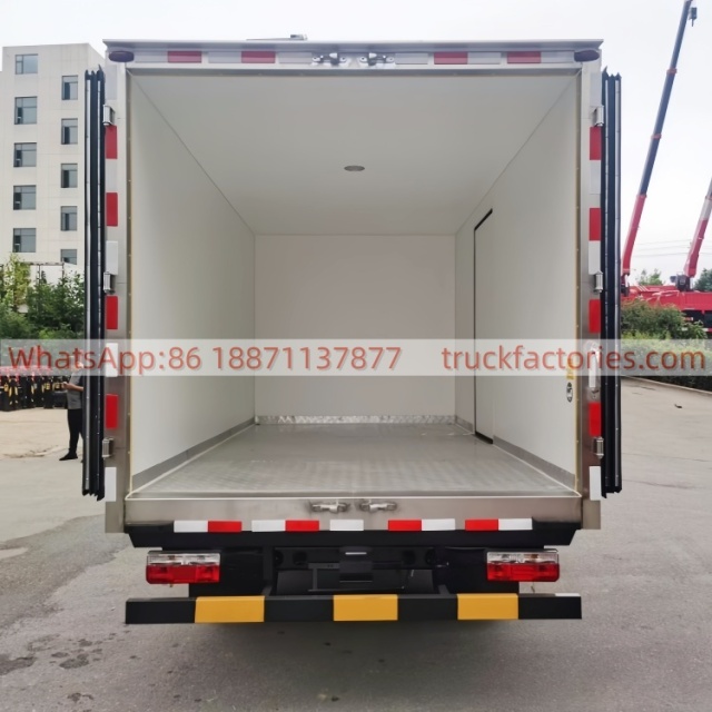 2.Dongfeng Kaiput EV350 PRO 4.2m Single Row Electric Refrigerator Truck 4x2 Left New Single Row Pure Electric Van