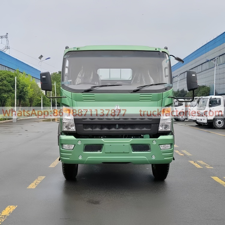 Sinotruk 7 Cubic Meter Water Transport Vehicle, 7000L Large-Capacity Water Supply Vehicle, Special Sprinkler for Greening
