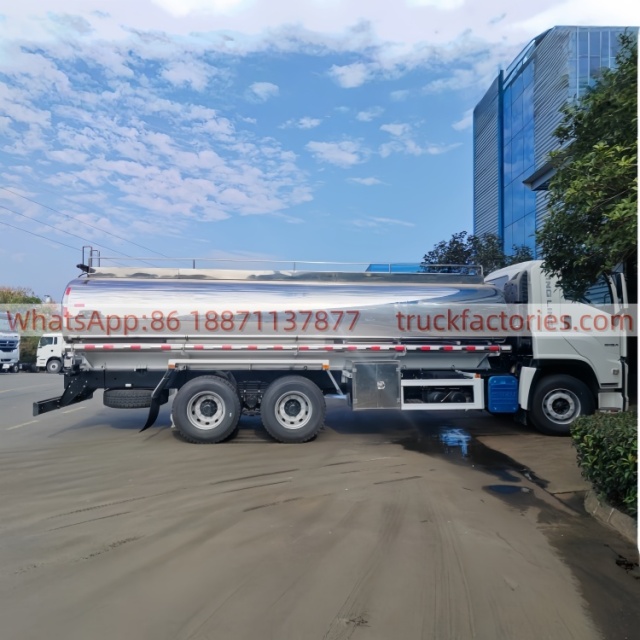 五十铃20000L镜面抛光供水车