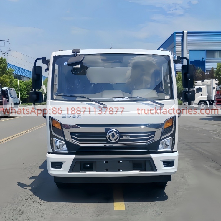 东风5000L供水车