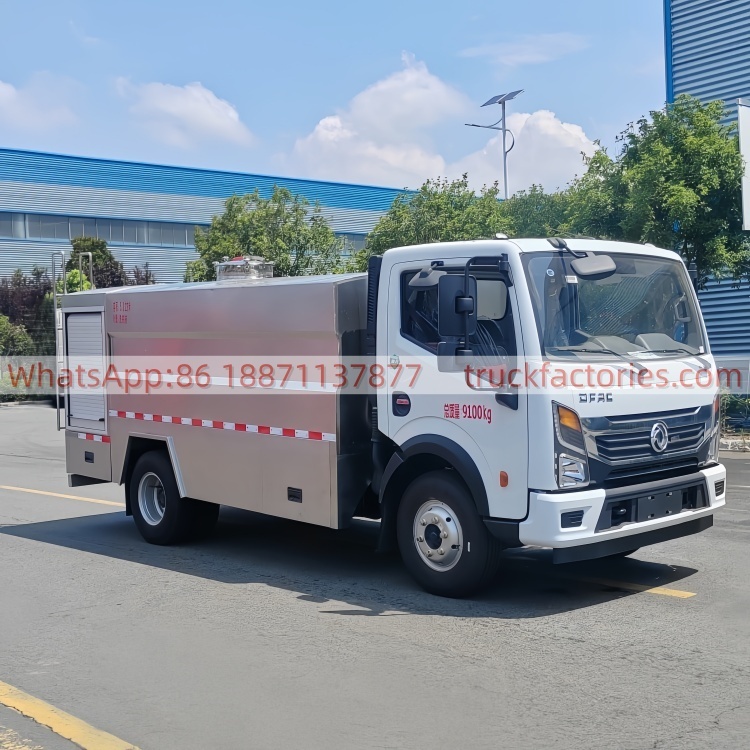 东风5000L供水车