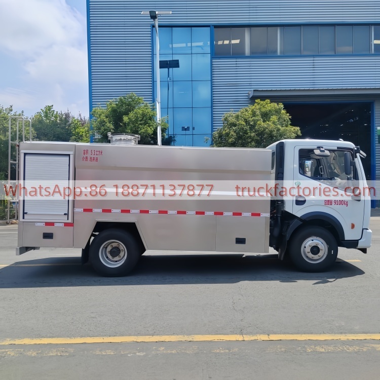 东风5000L供水车