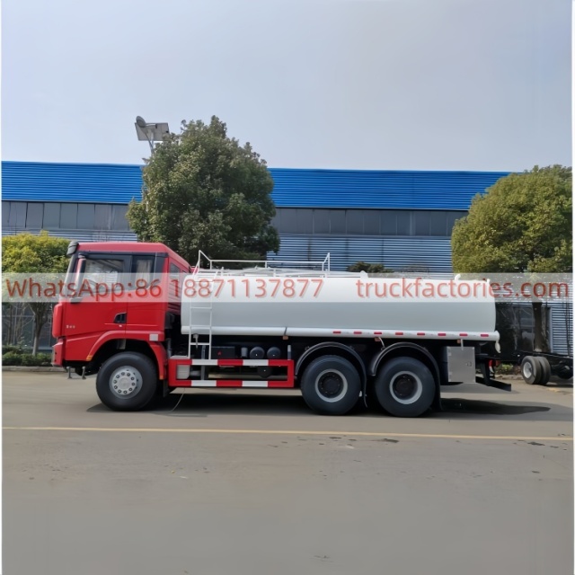 陕汽20000L保温供水车