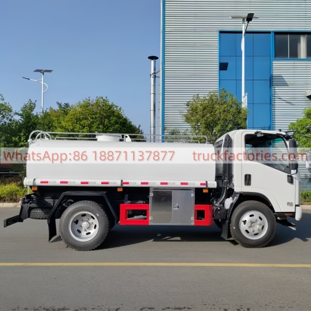 五十铃5000L保温供水车