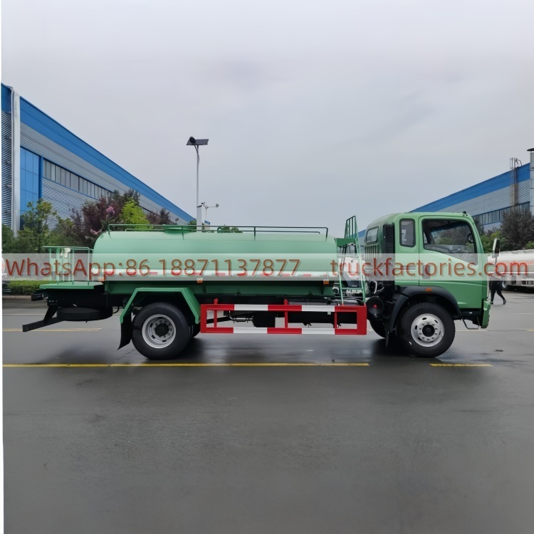 Sinotruk 7 Cubic Meter Water Transport Vehicle, 7000L Large-Capacity Water Supply Vehicle, Special Sprinkler for Greening