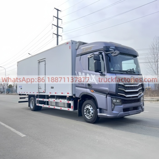 49.重汽290马力冷链冷藏车