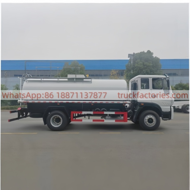 重汽10000L圆罐供水车