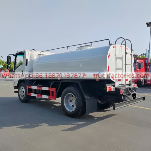 五十铃5000L保温供水车