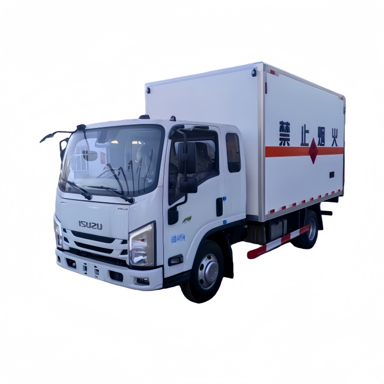 27.五十铃易燃液体厢式冷链车