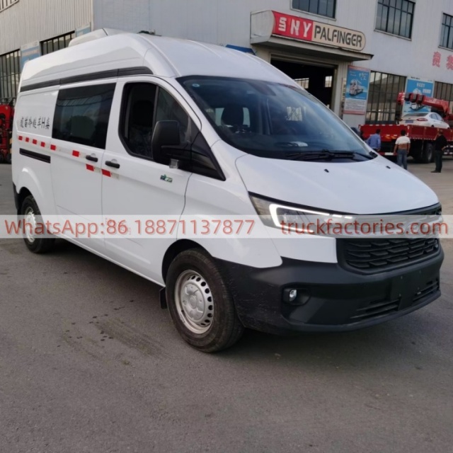 JMC Ford Van Vaccine Cold Chain Refrigerated Truck Frozen Transport Vehicle Cold Chain Distribution Insulated Transport Vehicle