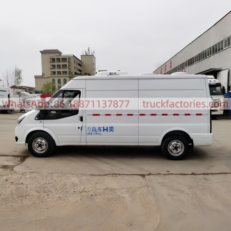 44.江铃福特疫苗冷链车冷藏车