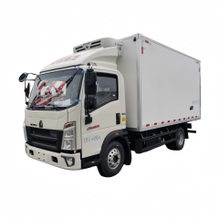 51.重汽蓝牌4米2冷链冷藏车