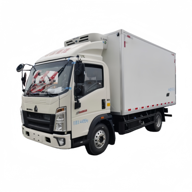 51.重汽蓝牌4米2冷链冷藏车