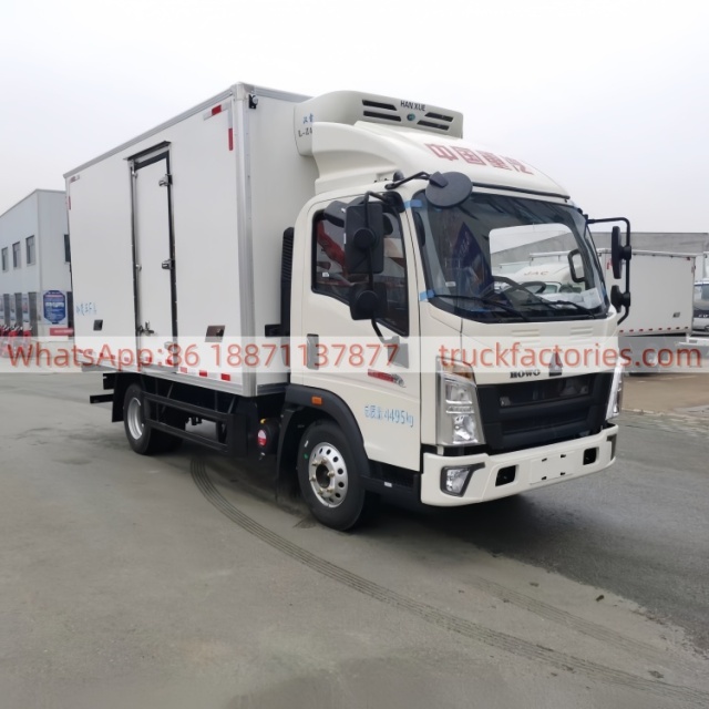 51.重汽蓝牌4米2冷链冷藏车