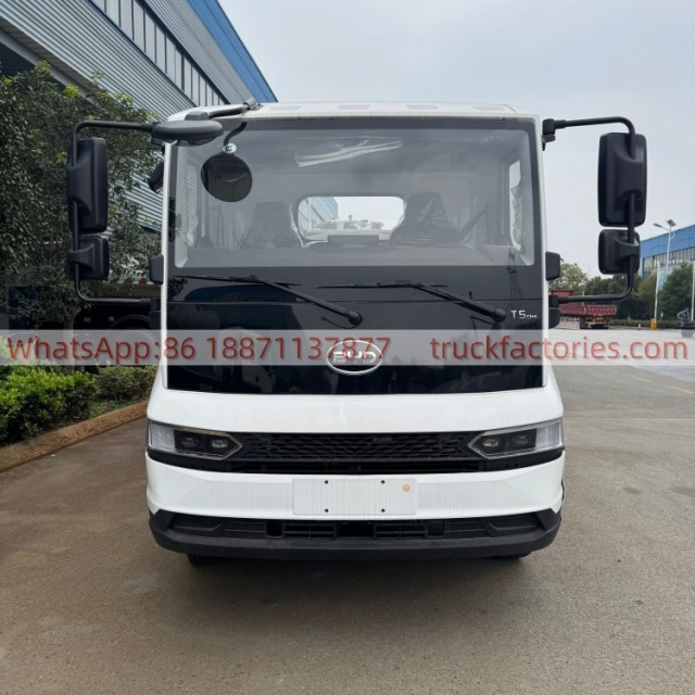 比亚迪5000L奶罐运输卡车