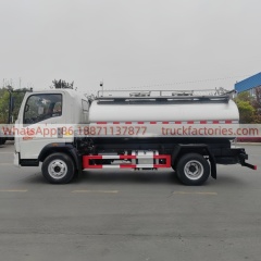 重汽5000L带泵奶罐运输卡车