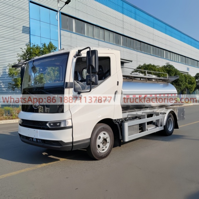 比亚迪4000L奶罐运输卡车