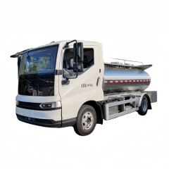 比亚迪4000L奶罐运输卡车