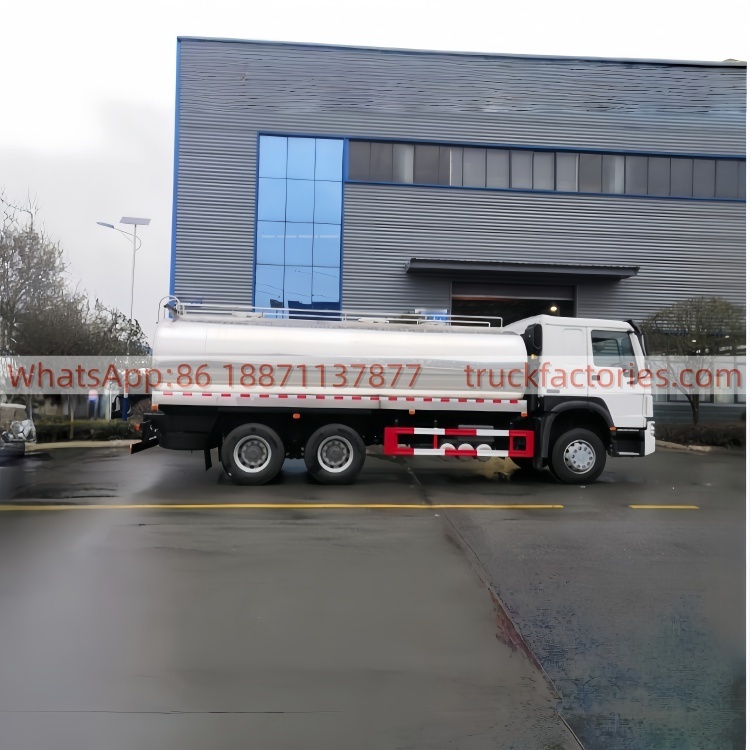 重汽15000L奶罐运输卡车