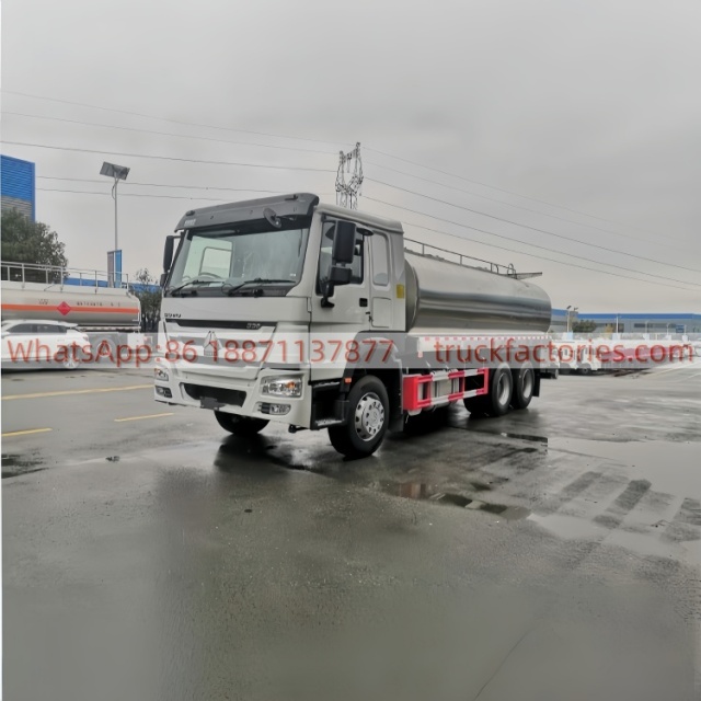 重汽15000L奶罐运输卡车