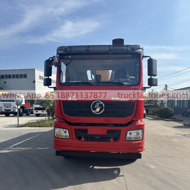 8×4直臂吊马槽货箱\陕汽随车起重卡车