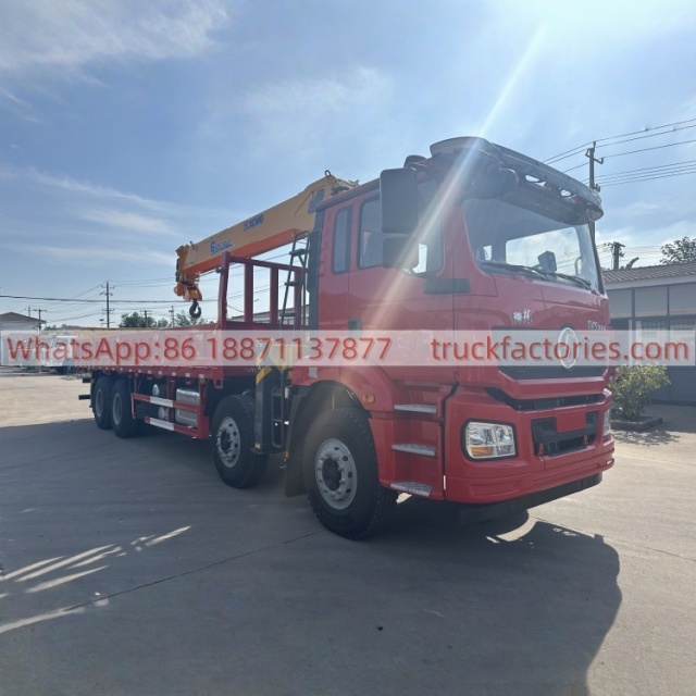 8×4直臂吊马槽货箱\陕汽随车起重卡车