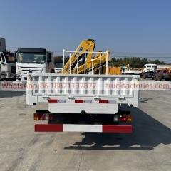 4×2折臂吊马槽货箱轻卡\2、白黄+老3.2折（五十铃）随车起重卡车