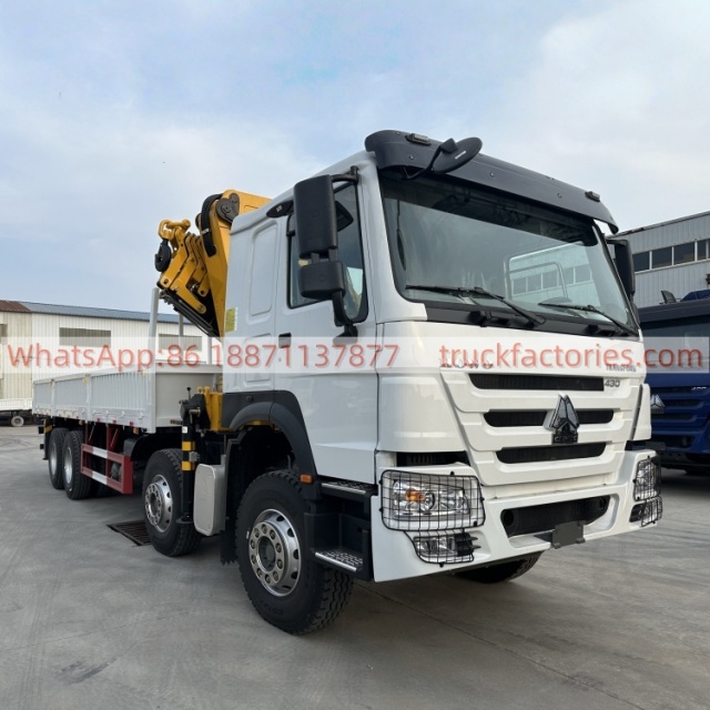 8×4折臂吊马槽货箱\4、重汽豪沃白黄+400折+430马力随车起重卡车