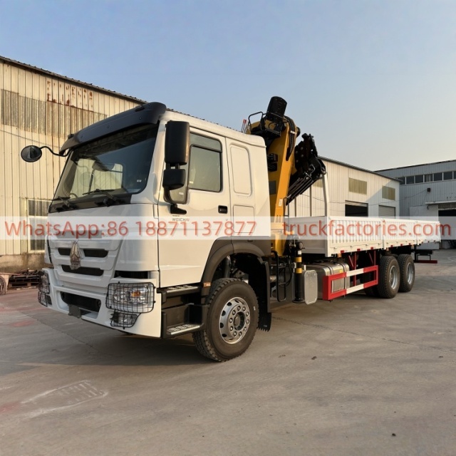 6×4折臂吊马槽货箱重汽\14、重汽豪沃白黄+12折+380马力带护灯罩随车起重卡车