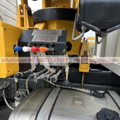 6×4折臂吊马槽货箱重汽\13、重汽豪沃白黄+200折+N系列340马力随车起重卡车