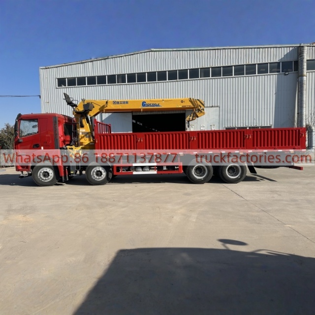 8×4直臂吊马槽货箱\徐工随车起重卡车
