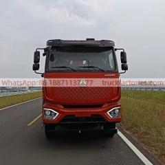 8.重汽豪沃后八轮清障随车起重卡车