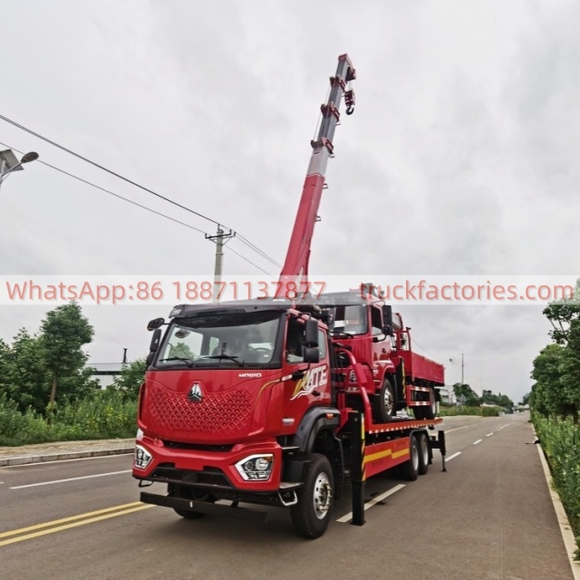 8.重汽豪沃后八轮清障随车起重卡车