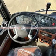 12.重汽豪沃后八轮随车起重卡车（三一12吨5节臂）