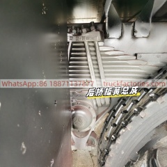 18.重汽豪沃前四后八20吨5节臂随车起重卡车