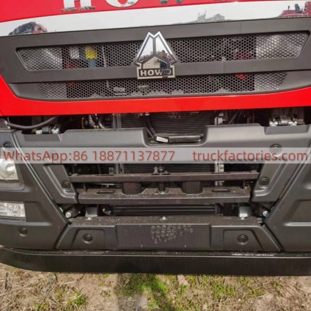 18.重汽豪沃前四后八20吨5节臂随车起重卡车