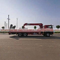 14.重汽后八轮12吨4节臂发财版带爬梯随车起重卡车