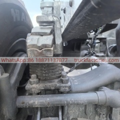 15重汽豪沃前四后八16吨5节臂随车起重卡车